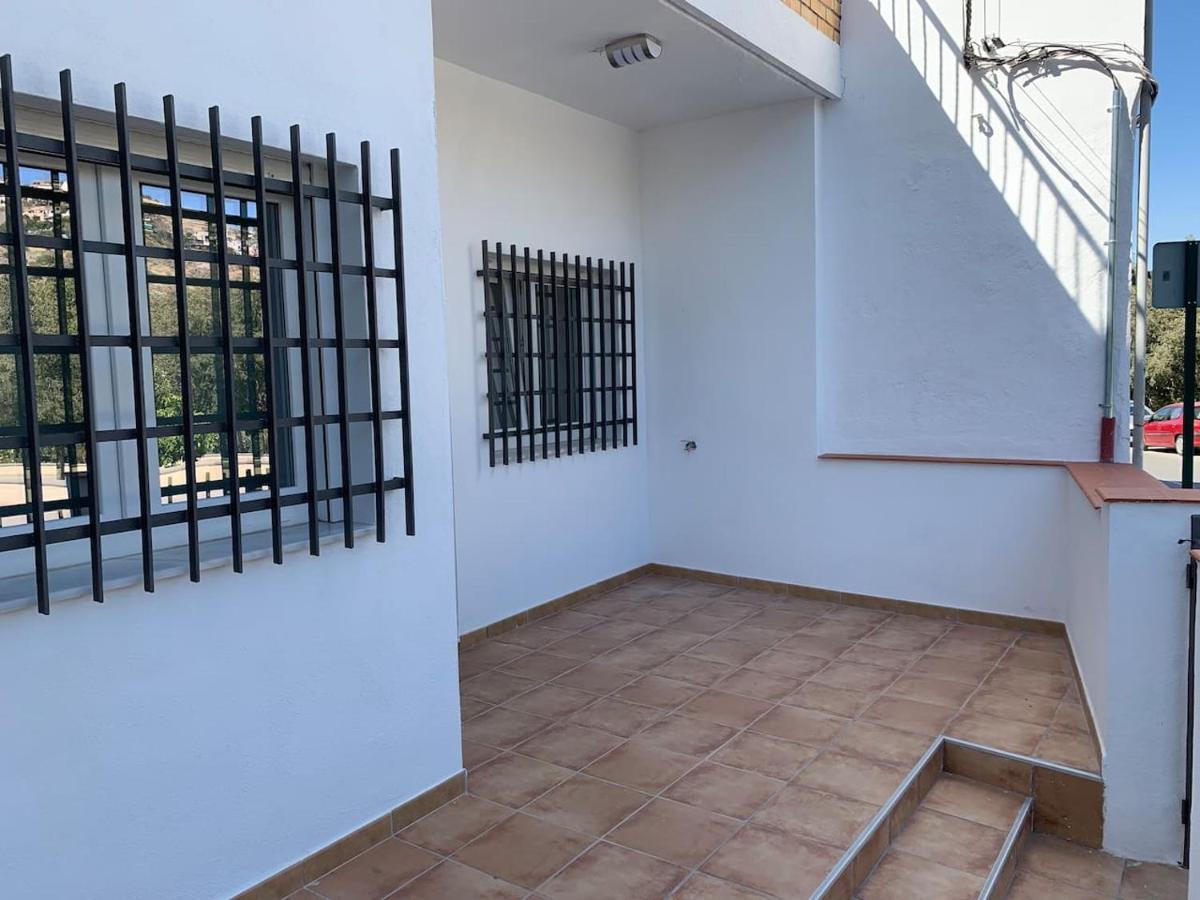Apartamento En Granada Con Facil Aparcamiento En La Zona Ngoại thất bức ảnh